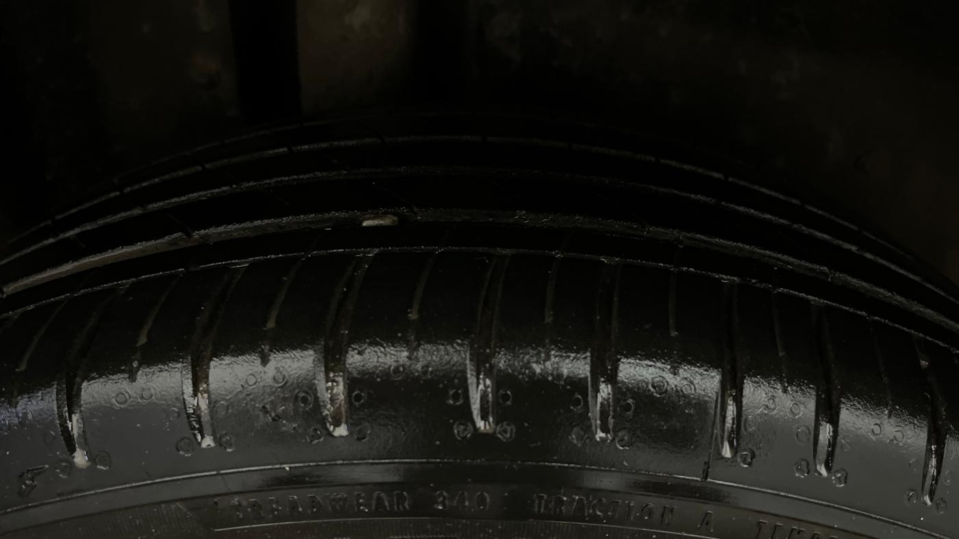 2024 MG HECTOR PLUS SHARP PRO 1.5 PETROL TURBO CVT 6 STR, Petrol, Automatic, 17,292 km, Right Rear Tyre Tread