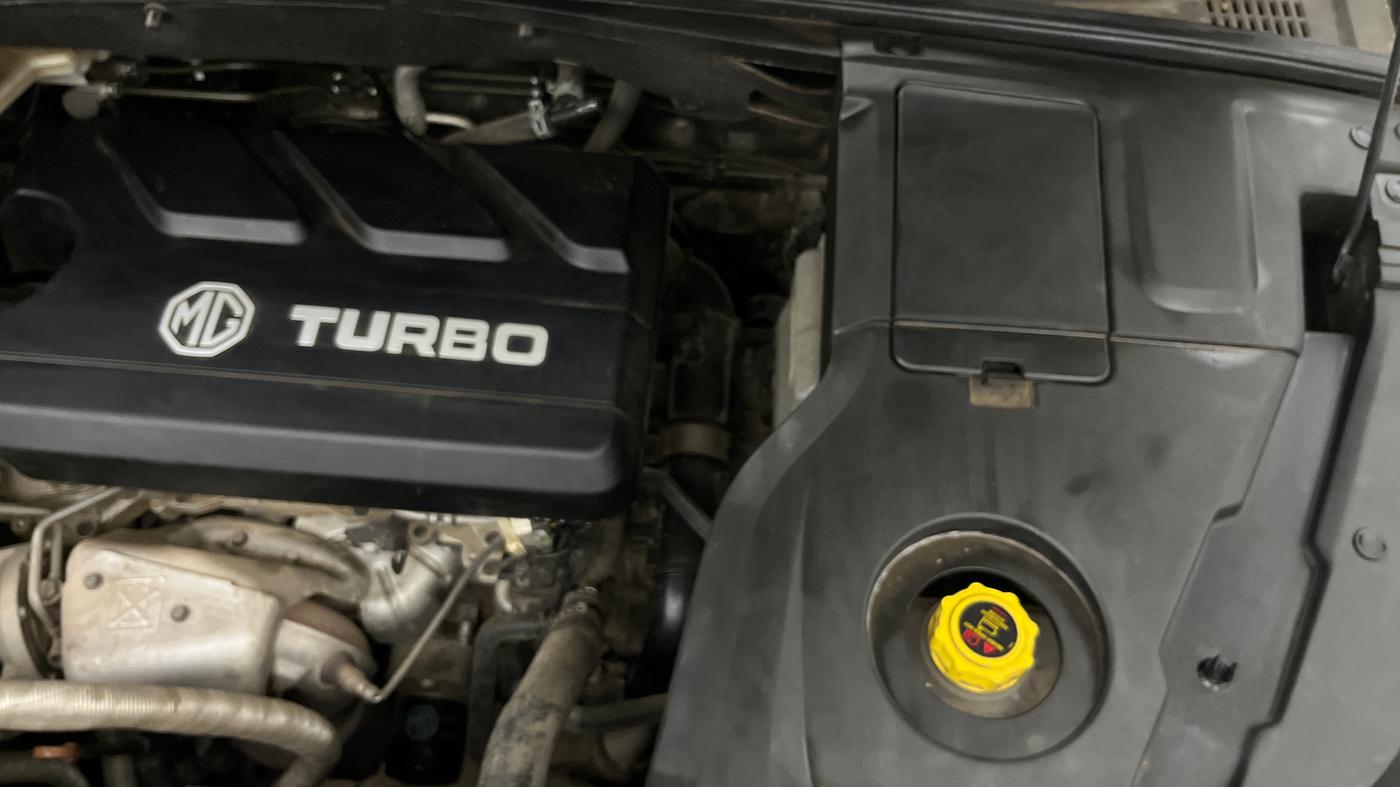 2024 MG HECTOR PLUS SHARP PRO 1.5 PETROL TURBO CVT 6 STR, Petrol, Automatic, 17,292 km, Engine View - Left