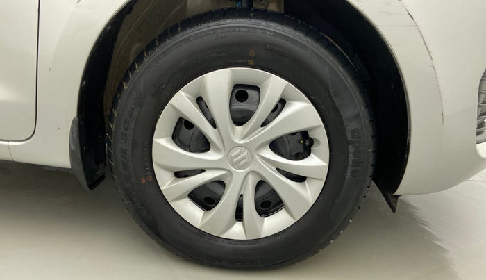 2020 Maruti Swift VXI D, Petrol, Manual, 3,192 km, Right Front Wheel