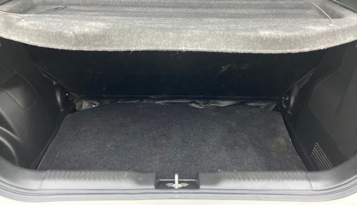 2020 Maruti Swift VXI D, Petrol, Manual, 3,192 km, Boot Inside