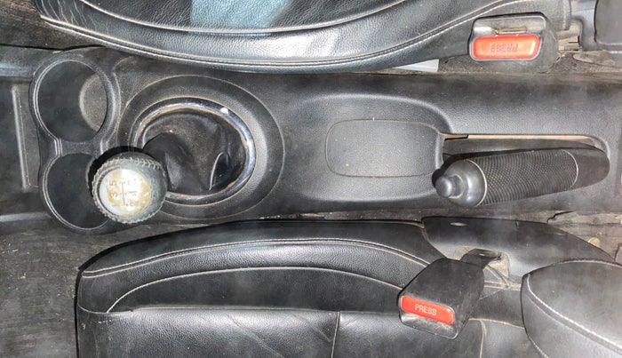 2018 Honda BR-V 1.5L I- DTEC VX, Diesel, Manual, 91,347 km, Gear Lever