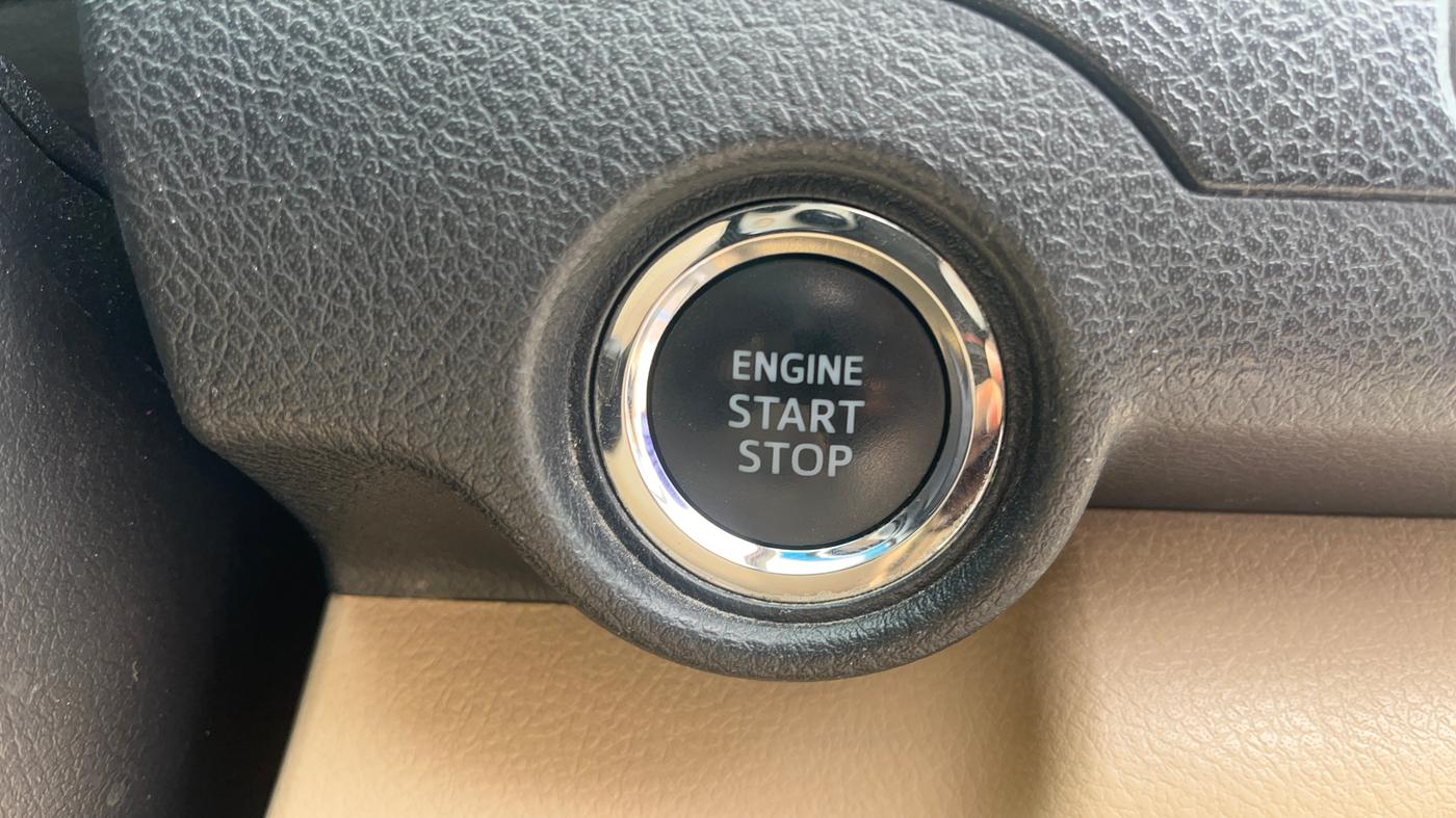 2012 Toyota Camry 2.5L AT, Petrol, Automatic, 67,630 km, Keyless Start/ Stop Button