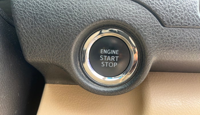 2012 Toyota Camry 2.5L AT, Petrol, Automatic, 67,585 km, Keyless Start/ Stop Button