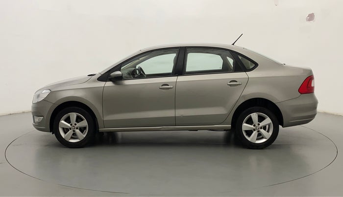 2016 Skoda Rapid AMBITION 1.6 MPI MT, Petrol, Manual, 20,300 km, Left Side