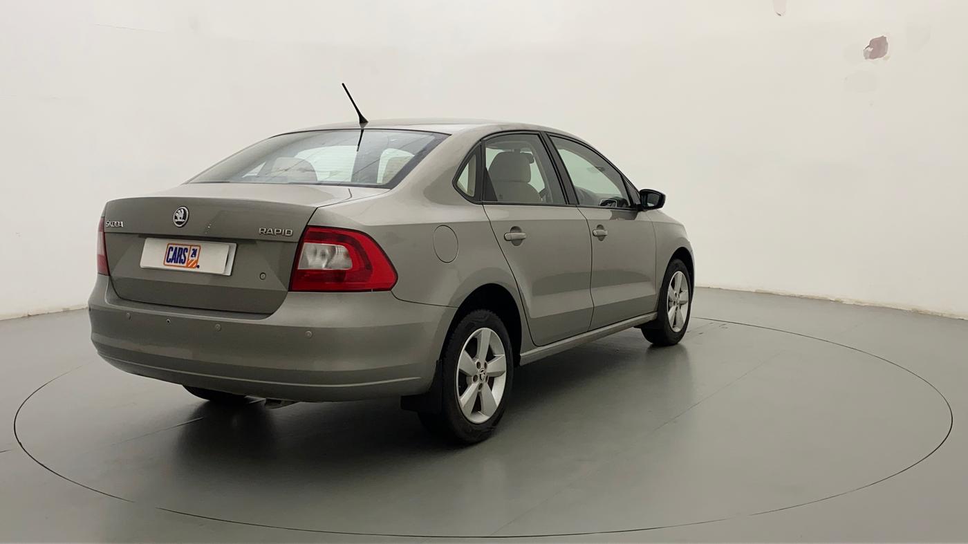 2016 Skoda Rapid AMBITION 1.6 MPI MT, Petrol, Manual, 20,300 km, Right Back Diagonal