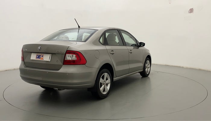 2016 Skoda Rapid AMBITION 1.6 MPI MT, Petrol, Manual, 20,300 km, Right Back Diagonal