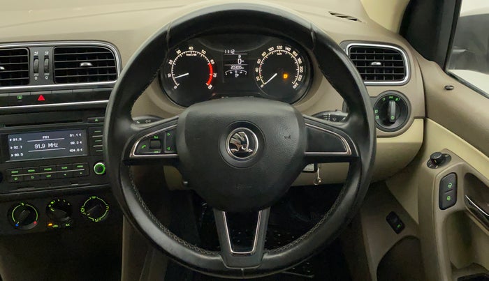 2016 Skoda Rapid AMBITION 1.6 MPI MT, Petrol, Manual, 20,300 km, Steering Wheel Close Up