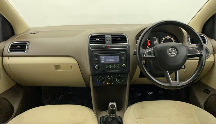 2016 Skoda Rapid AMBITION 1.6 MPI MT, Petrol, Manual, 20,300 km, Dashboard