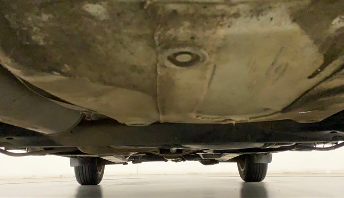 2016 Skoda Rapid AMBITION 1.6 MPI MT, Petrol, Manual, 20,300 km, Rear Underbody