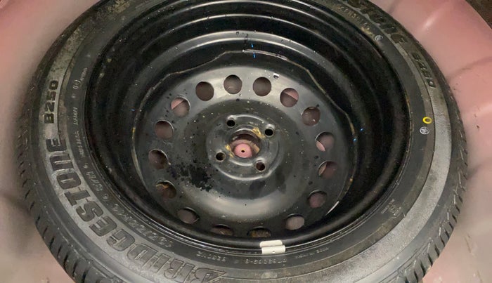 2014 Hyundai Verna FLUIDIC 1.6 VTVT SX AT, Petrol, Automatic, 42,671 km, Spare Tyre