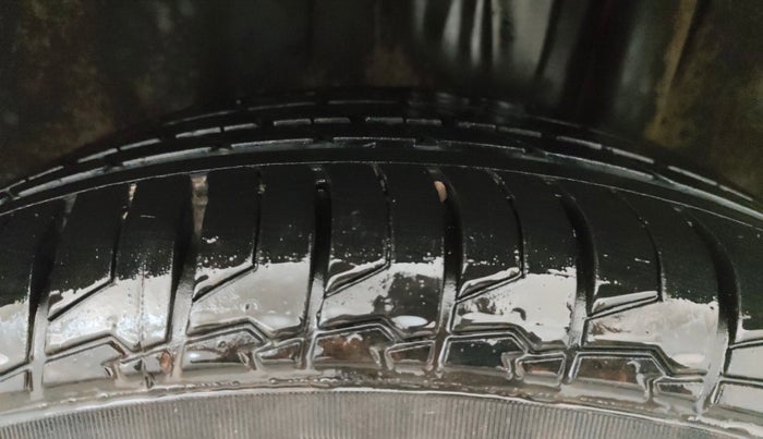 2022 Maruti S Cross SIGMA 1.5, Petrol, Manual, 39,031 km, Left Rear Tyre Tread