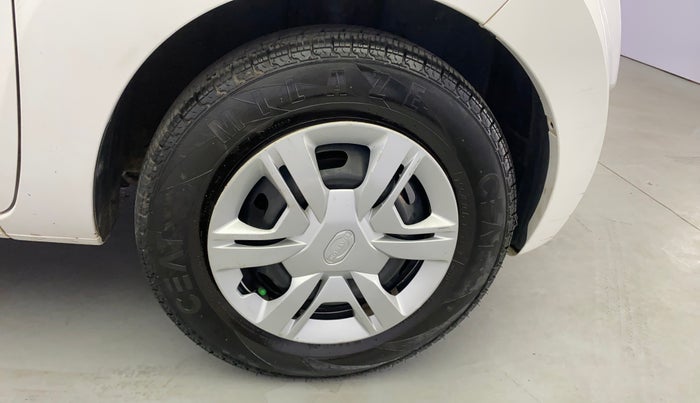 2017 Datsun Redi Go T (O), Petrol, Manual, 21,663 km, Right Front Wheel