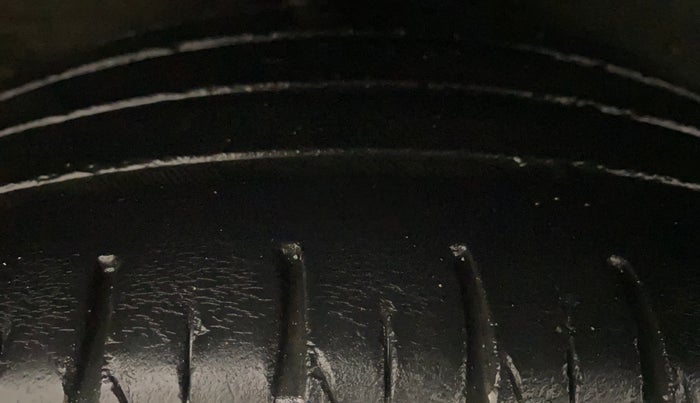 2021 KIA SONET HTX 1.5, Diesel, Manual, 79,179 km, Right Rear Tyre Tread