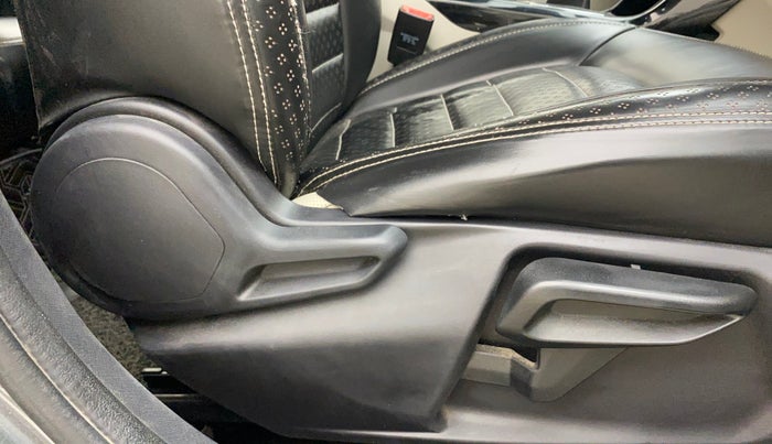 2023 Tata NEXON XZ PLUS LUXURY SUNROOF PETROL, Petrol, Manual, 62,324 km, Driver Side Adjustment Panel