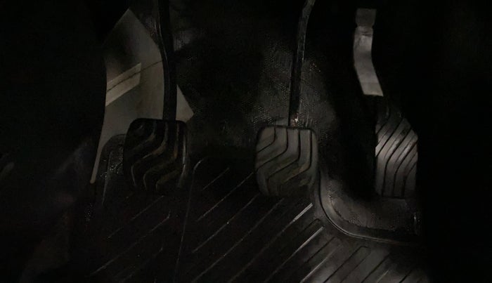 2021 Nissan MAGNITE XE, Petrol, Manual, 29,360 km, Pedals