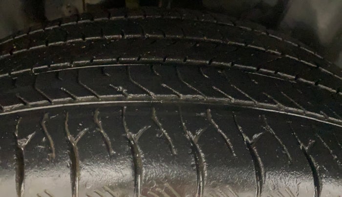 2023 Maruti Grand Vitara DELTA SMART HYBRID AT, Petrol, Automatic, 51,190 km, Right Rear Tyre Tread