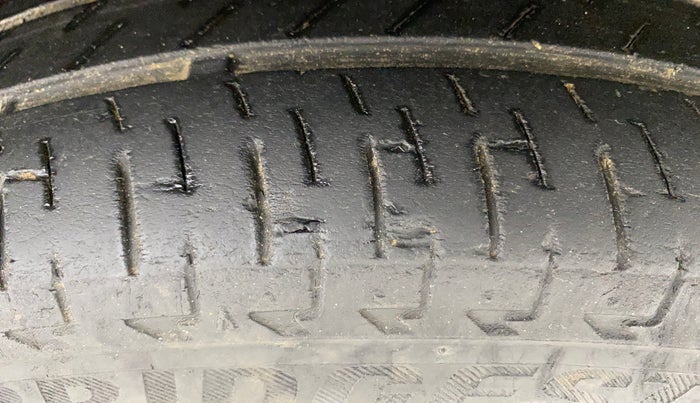 2022 Honda Amaze 1.5L I-DTEC S, Diesel, Manual, 43,116 km, Right Front Tyre Tread