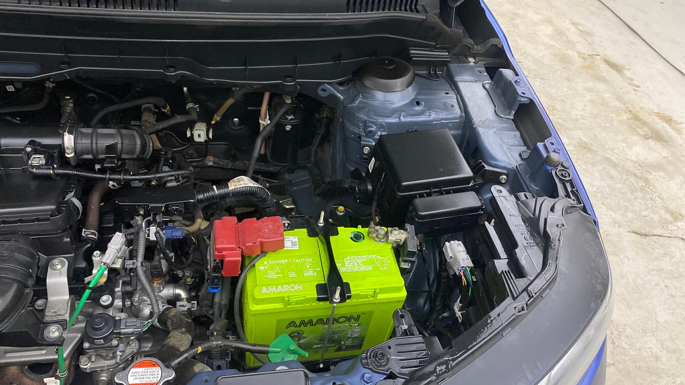 2022 Maruti BREZZA VXI SMART HYBRID, Petrol, Manual, 48,244 km, Engine View - Left