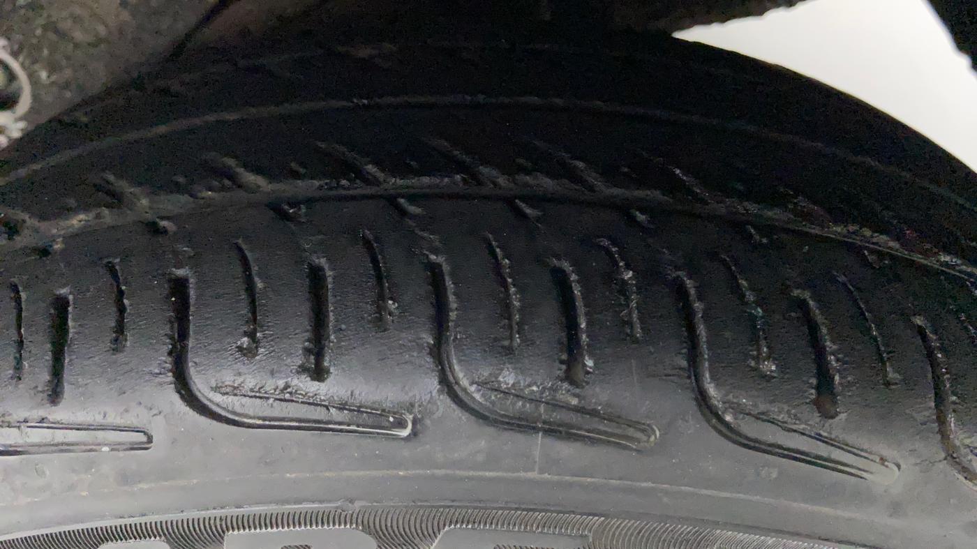 2013 Hyundai Santro Xing GL PLUS, CNG, Manual, 91,274 km, Left Front Tyre Tread