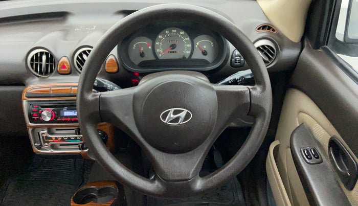 2013 Hyundai Santro Xing GL PLUS, CNG, Manual, 91,274 km, Steering Wheel Close Up