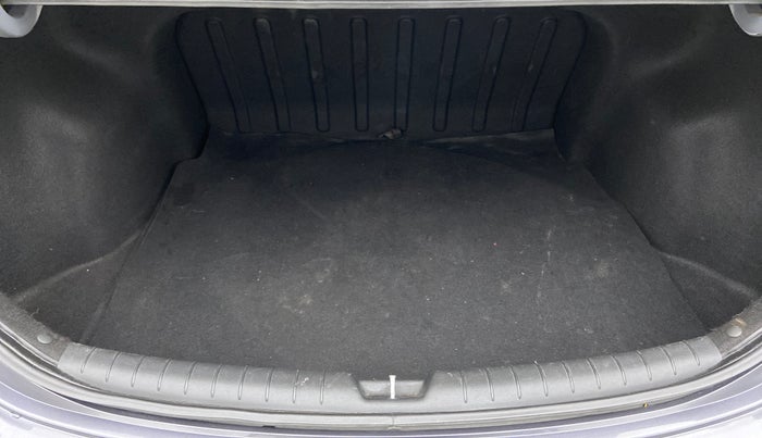 2017 Hyundai Verna 1.6 CRDI SX + AT, Diesel, Automatic, 44,626 km, Boot Inside