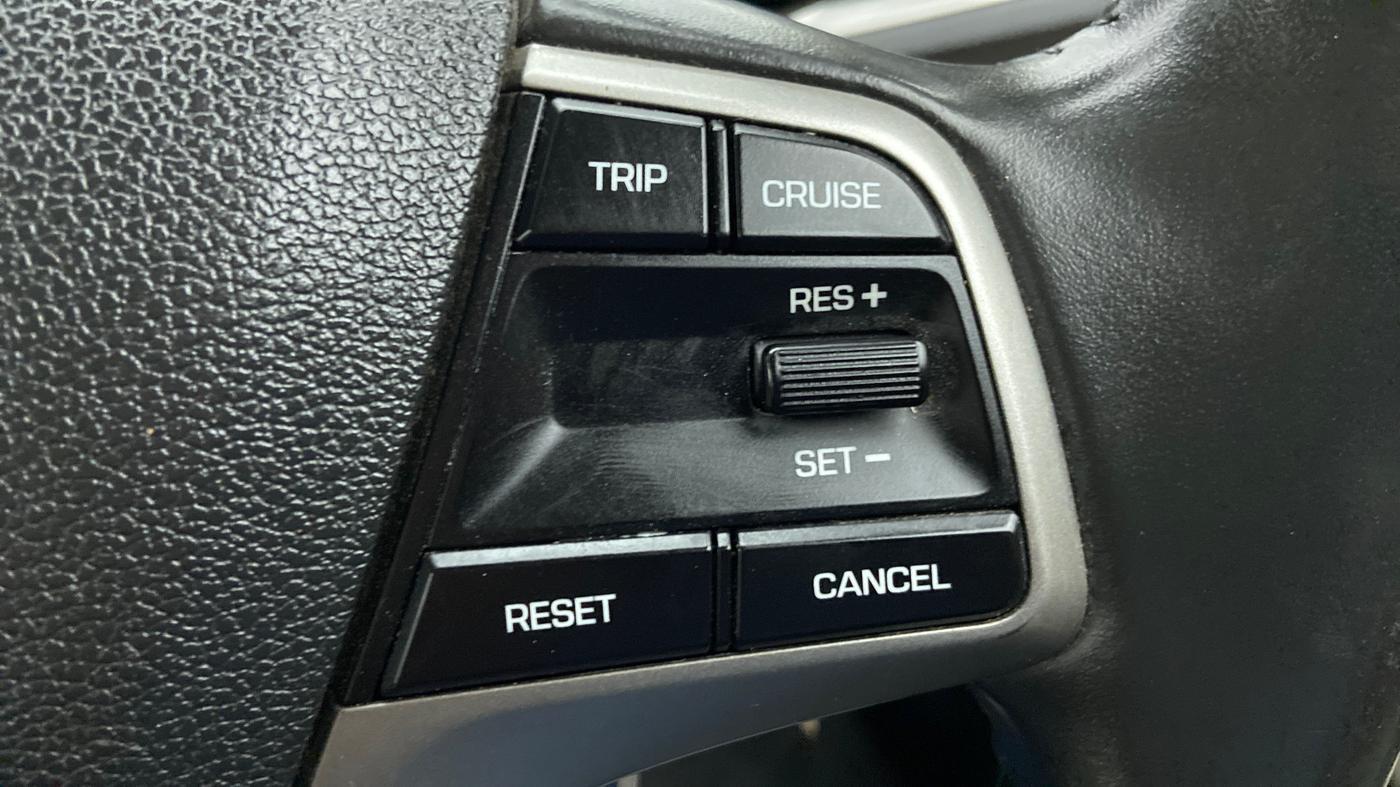 2017 Hyundai Verna 1.6 CRDI SX + AT, Diesel, Automatic, 44,626 km, Adaptive Cruise Control