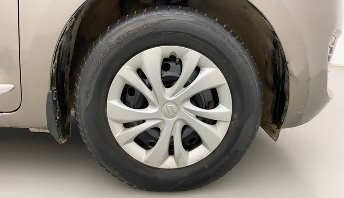 2018 Maruti Swift VXI, Petrol, Manual, 28,663 km, Right Front Wheel
