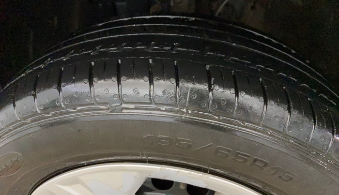 2022 Hyundai VENUE S+ 1.2, Petrol, Manual, 21,053 km, Left Front Tyre Tread