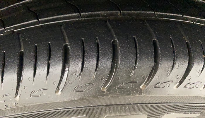 2018 Maruti Baleno SIGMA PETROL 1.2, Petrol, Manual, 78,296 km, Right Front Tyre Tread