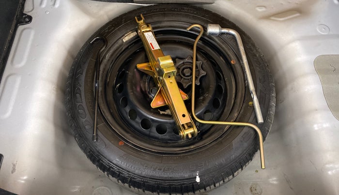 2016 Hyundai Grand i10 MAGNA 1.2 KAPPA VTVT, Petrol, Manual, 1 km, Spare Tyre