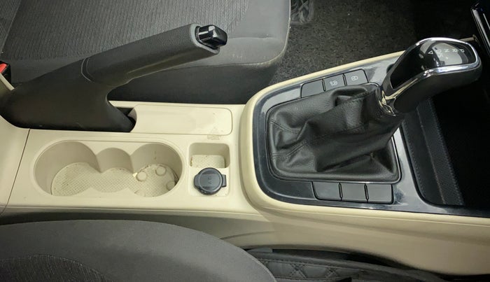 2022 Skoda SLAVIA AMBITION 1.0L TSI AT, Petrol, Automatic, 15,801 km, Gear Lever