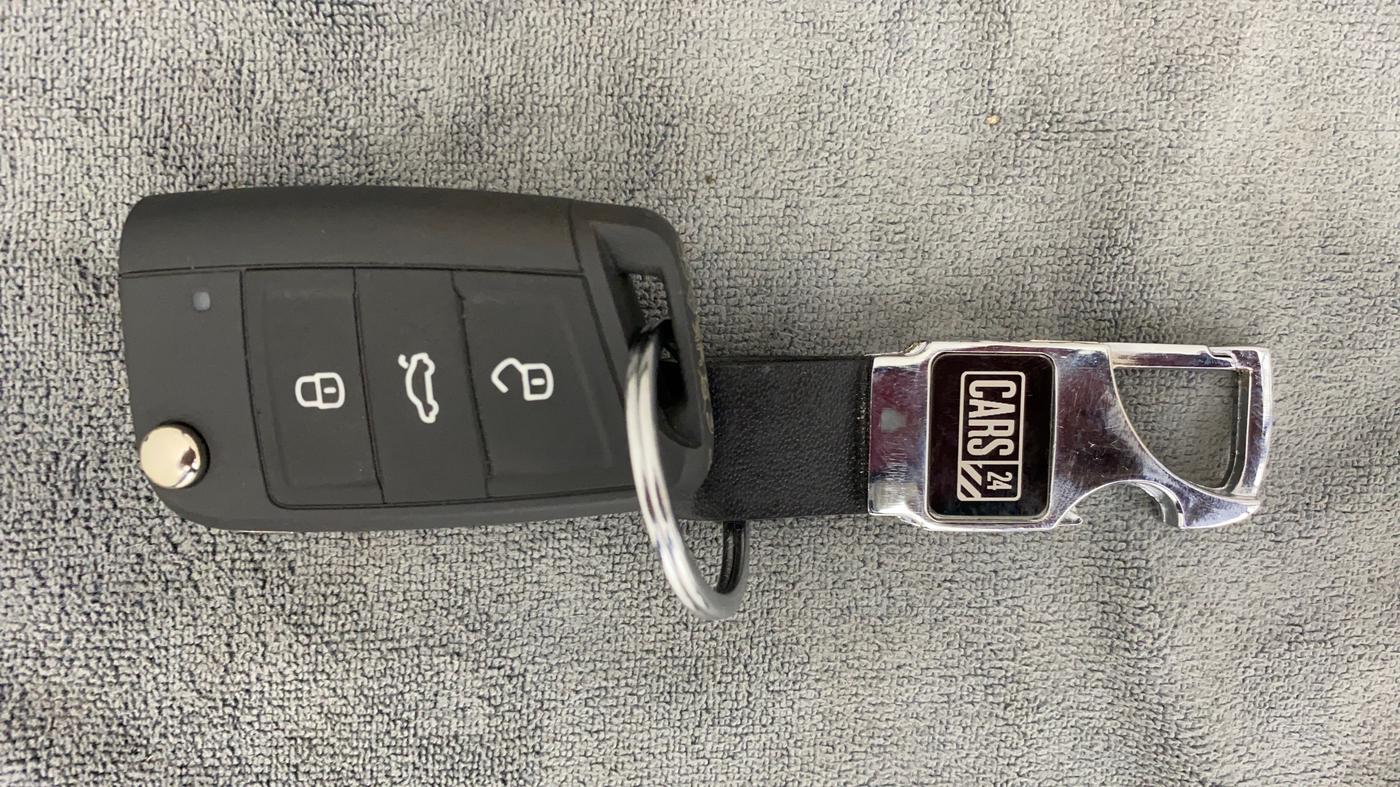 2022 Skoda SLAVIA AMBITION 1.0L TSI AT, Petrol, Automatic, 15,801 km, Key Close Up
