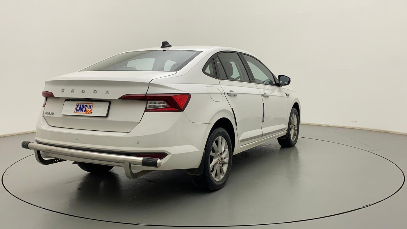 2022 Skoda SLAVIA AMBITION 1.0L TSI AT, Petrol, Automatic, 15,801 km, Right Back Diagonal