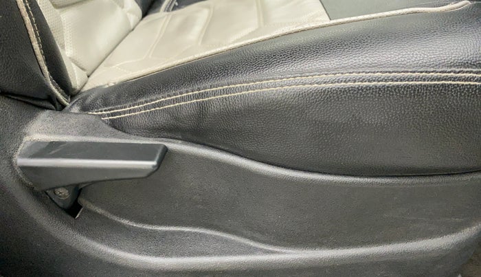 2018 Tata Tiago XE PETROL, Petrol, Manual, 36,754 km, Driver Side Adjustment Panel