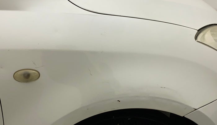 2011 Maruti Swift VXI, Petrol, Manual, 68,080 km, Right fender - Minor scratches