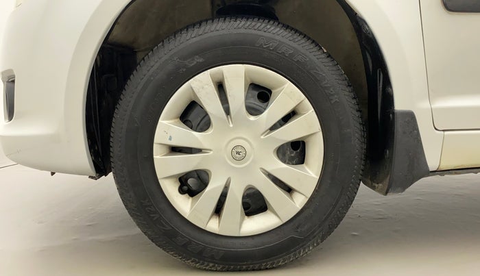 2011 Maruti Swift VXI, Petrol, Manual, 68,080 km, Left Front Wheel