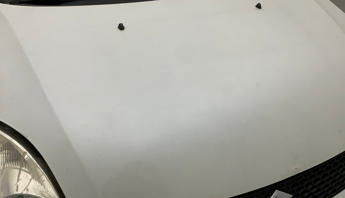 2011 Maruti Swift VXI, Petrol, Manual, 68,080 km, Bonnet (hood) - Minor scratches