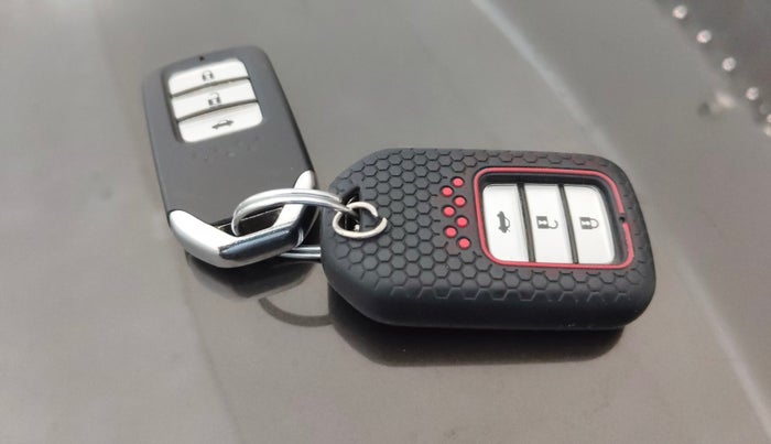 2016 Honda City 1.5L I-VTEC VX (O) MT, Petrol, Manual, 89,816 km, Key Close Up