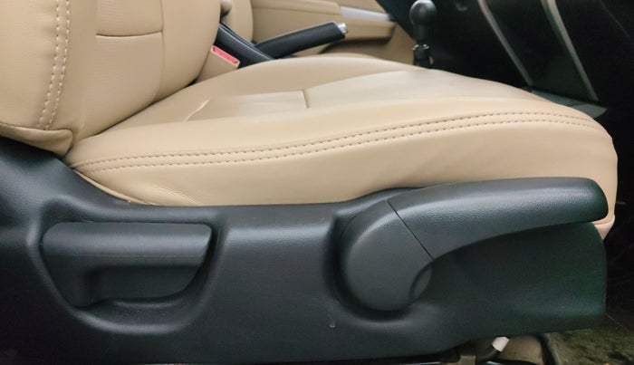 2016 Honda City 1.5L I-VTEC VX (O) MT, Petrol, Manual, 89,816 km, Driver Side Adjustment Panel