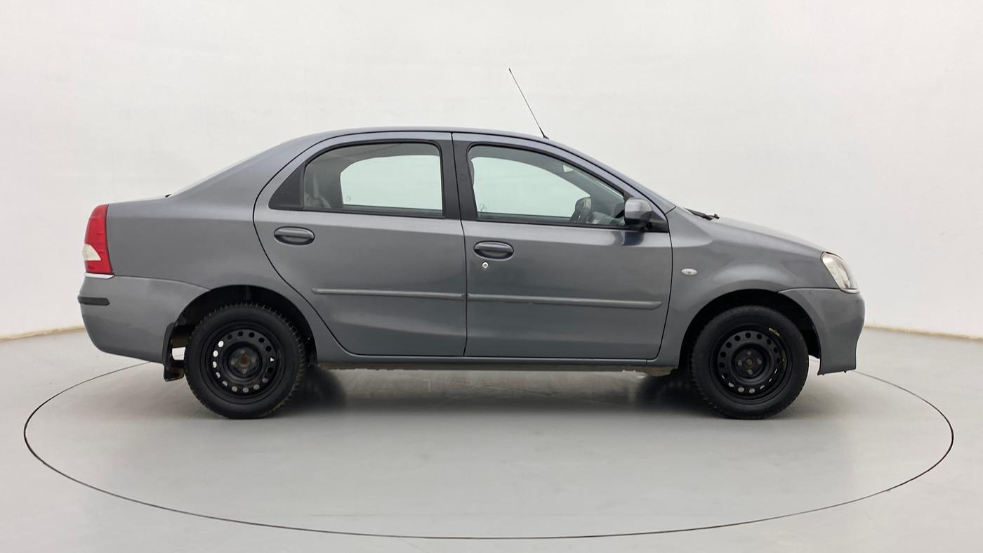 2013 Toyota Etios G, Petrol, Manual, 82,590 km, Right Side View