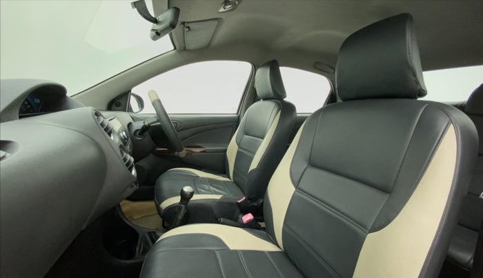 2013 Toyota Etios G, Petrol, Manual, 82,590 km, Right Side Front Door Cabin
