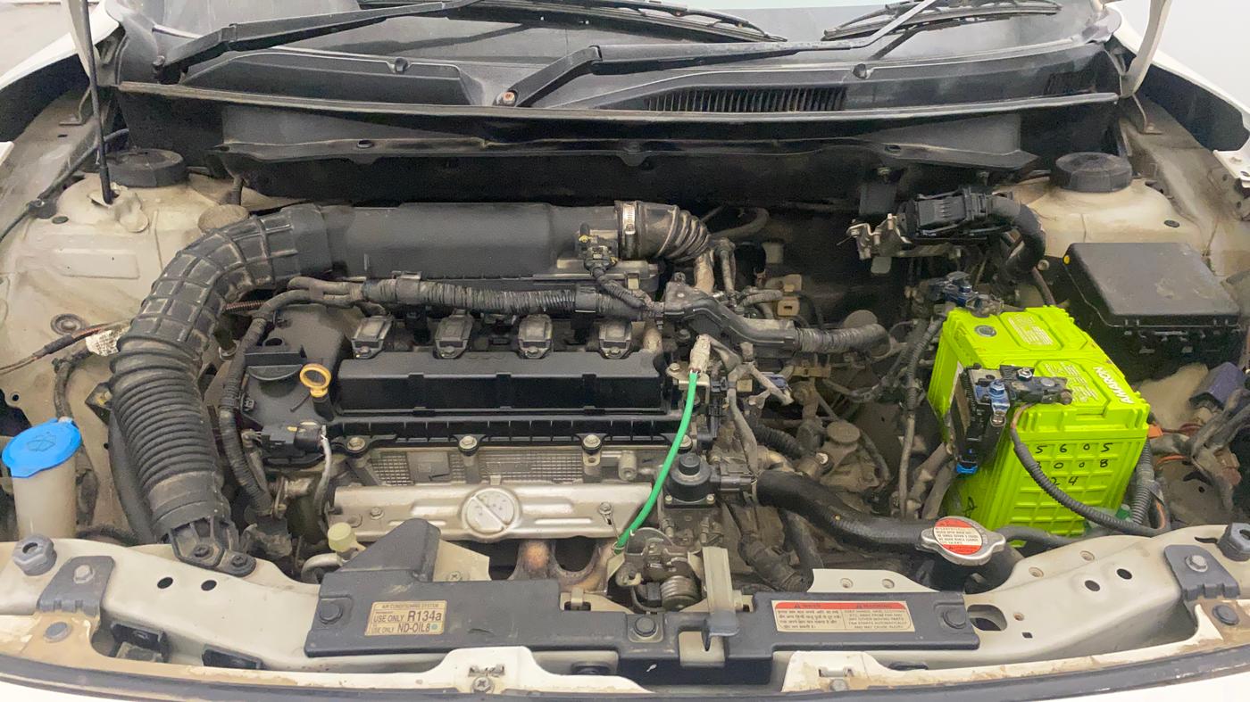 2021 Maruti Dzire VXI, Petrol, Manual, 97,611 km, Engine View