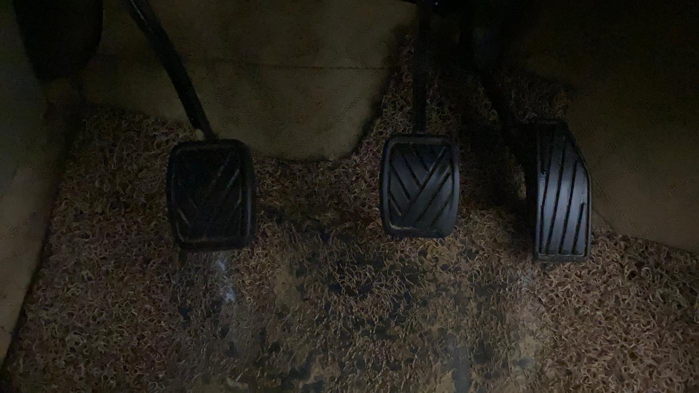 2021 Maruti Dzire VXI, Petrol, Manual, 97,611 km, Pedals