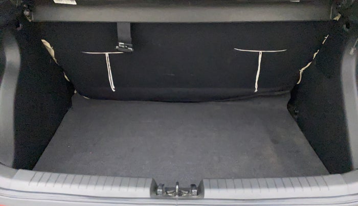 2020 Hyundai Elite i20 SPORTZ PLUS 1.2, Petrol, Manual, 10,869 km, Boot Inside