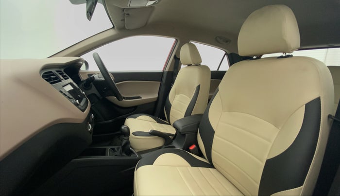 2020 Hyundai Elite i20 SPORTZ PLUS 1.2, Petrol, Manual, 10,869 km, Right Side Front Door Cabin