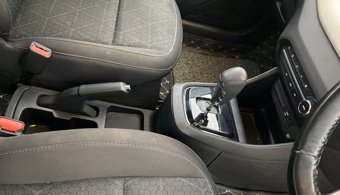 2021 Tata PUNCH CREATIVE  AMT, Petrol, Automatic, 60,070 km, Gear Lever