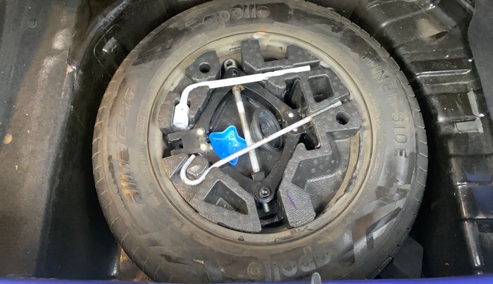 2021 Tata PUNCH CREATIVE  AMT, Petrol, Automatic, 60,070 km, Spare Tyre