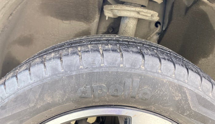 2021 Tata PUNCH CREATIVE  AMT, Petrol, Automatic, 60,070 km, Left Front Tyre Tread