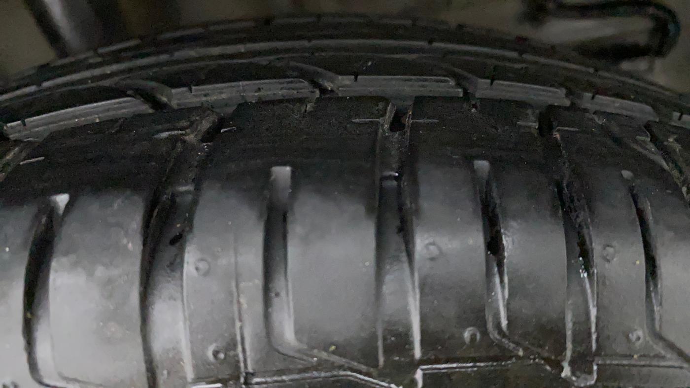 2022 Tata Tiago XZ PLUS CNG, CNG, Manual, 35,460 km, Right Rear Tyre Tread