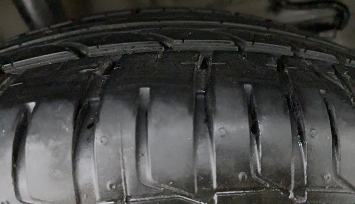 2022 Tata Tiago XZ PLUS CNG, CNG, Manual, 35,460 km, Right Rear Tyre Tread